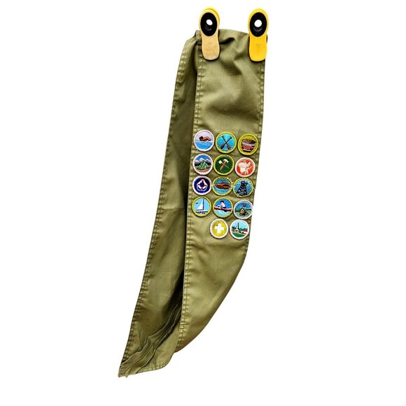 Vintage Scout Sash Green With 14 Merit Badges 28 in long - Picture 10 of 10
